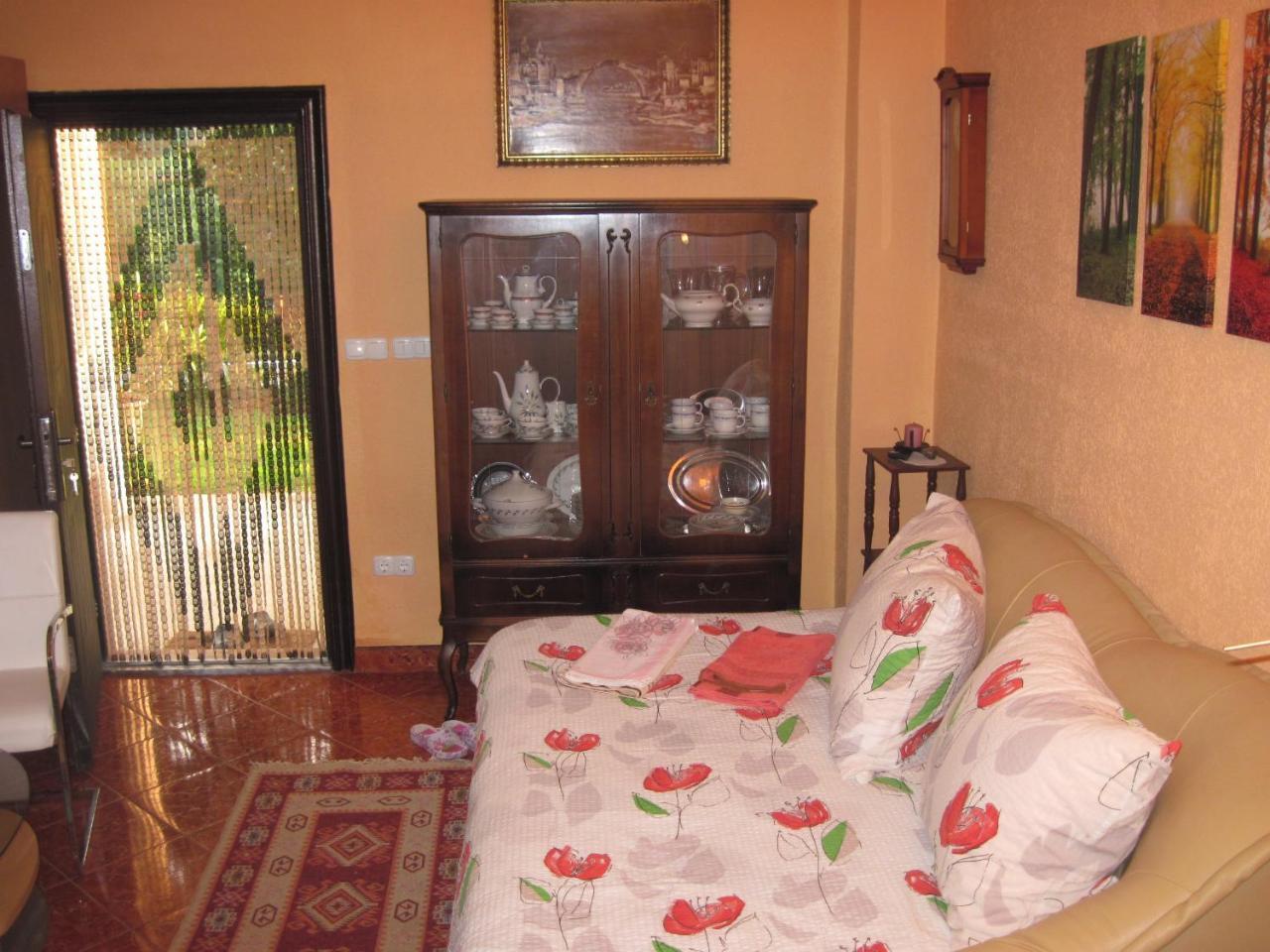 Apartment Yasica Izacic Exterior photo